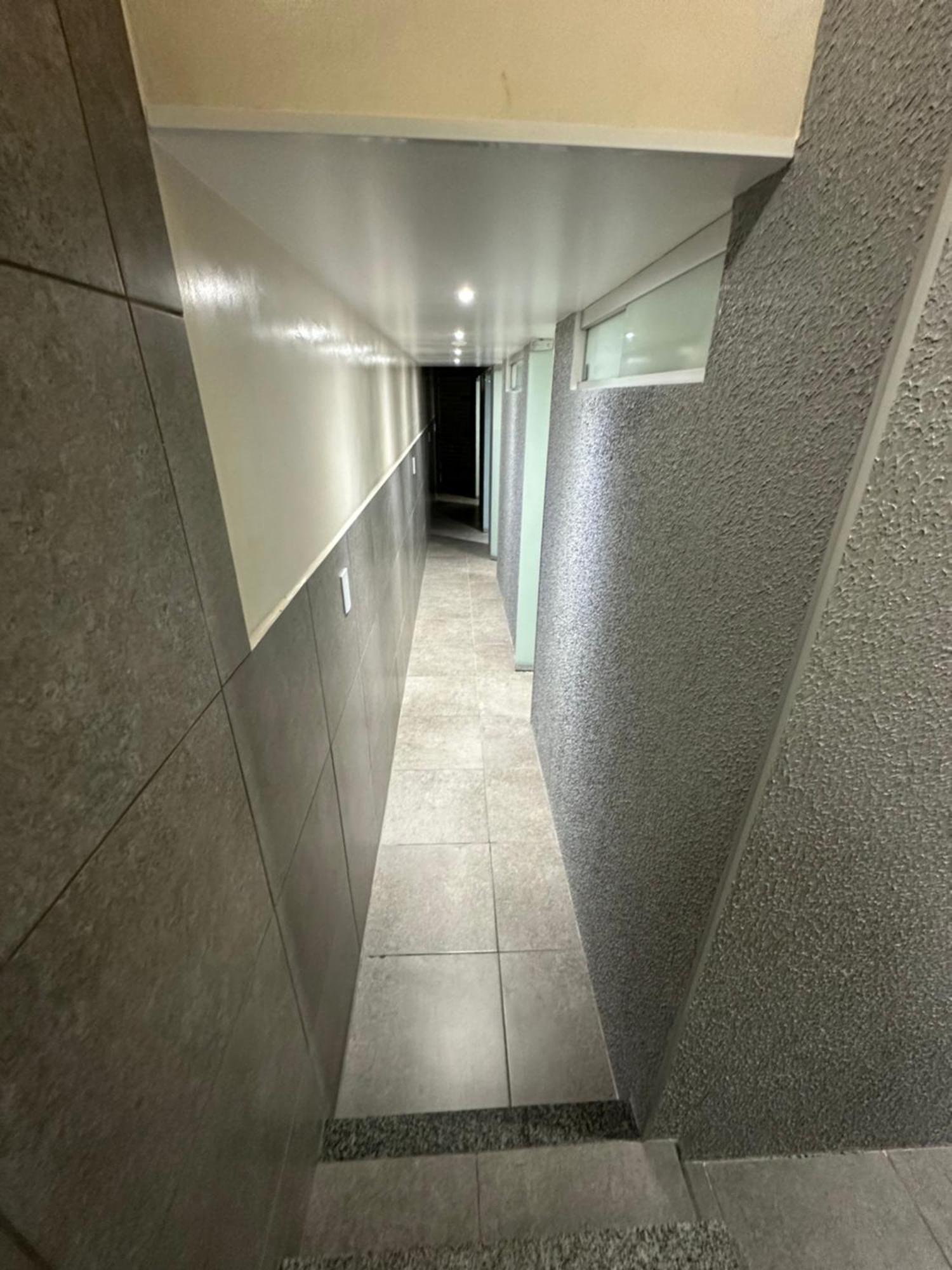 Privativo Com Banheiro Compartilhado,a 800mts Do Patio Do Forro Apartment